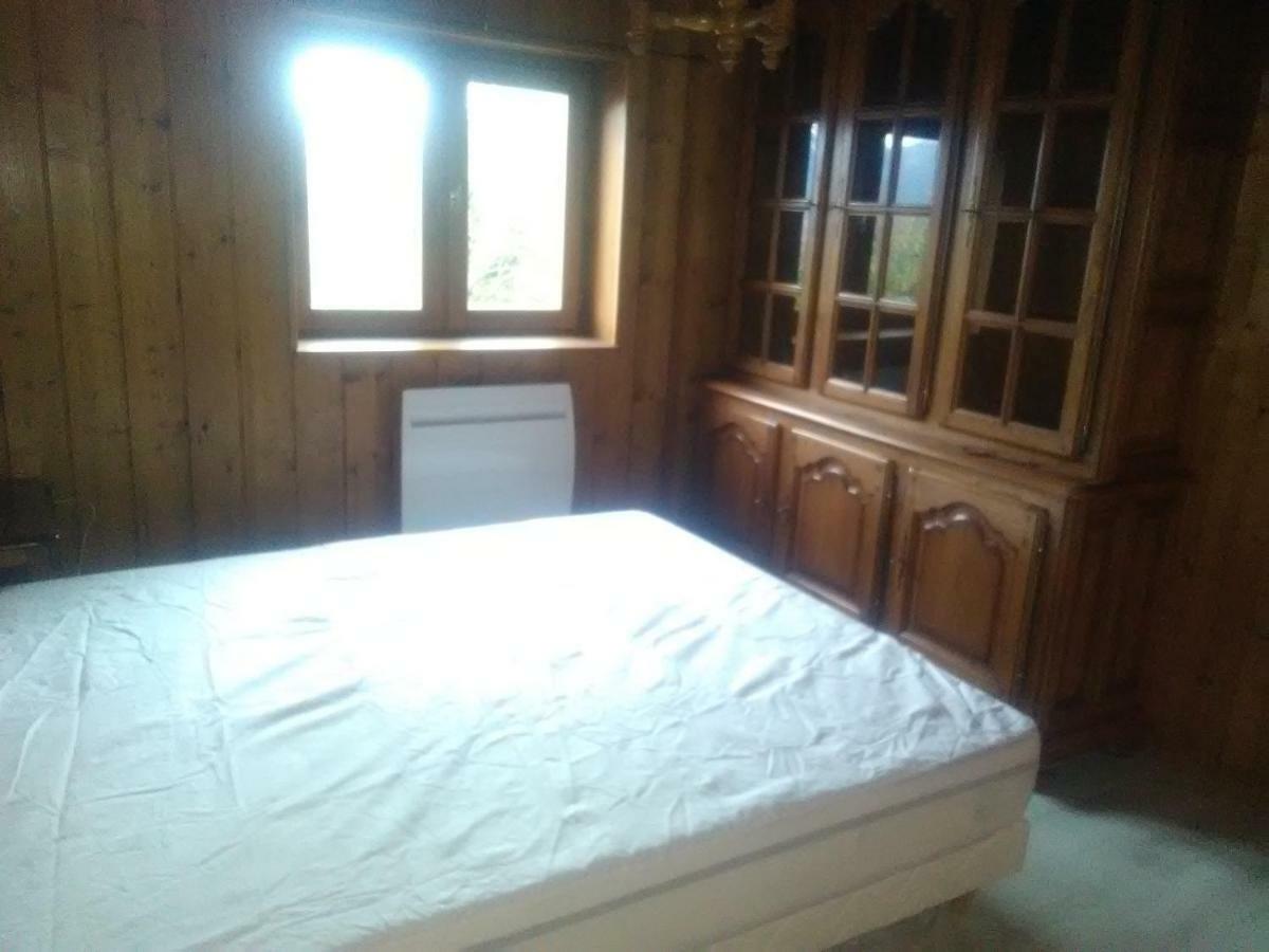 Bel appartement au rez de chaussée d'un chalet Jarrier Exterior foto